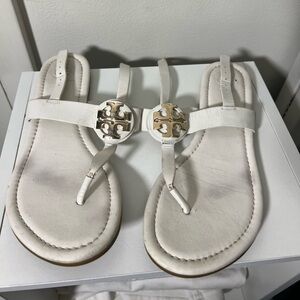 ✨ Summer Chic: Tory Burch White Sandals for Women ✨